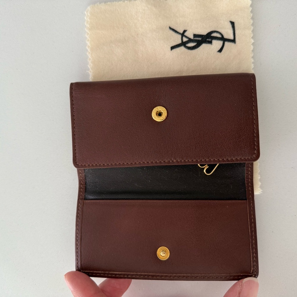 Yves Saint Laurent Brown Leather Key Chain holder - Picture 4 of 10
